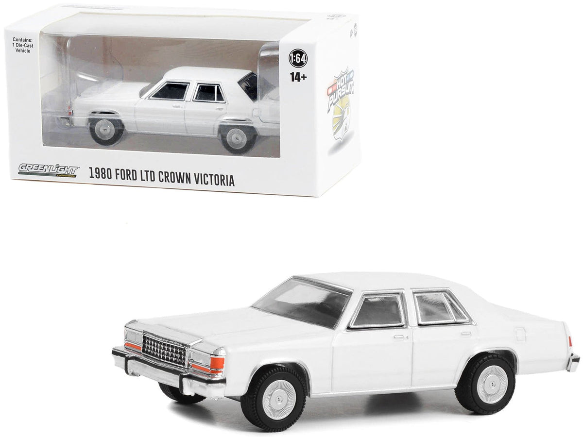 1980-1991 Ford LTD Crown Victoria Police White "Hot Pursuit" "Hobby Exclusive" Series 1/64 Diecast Model Car by Greenlight free shipping USA