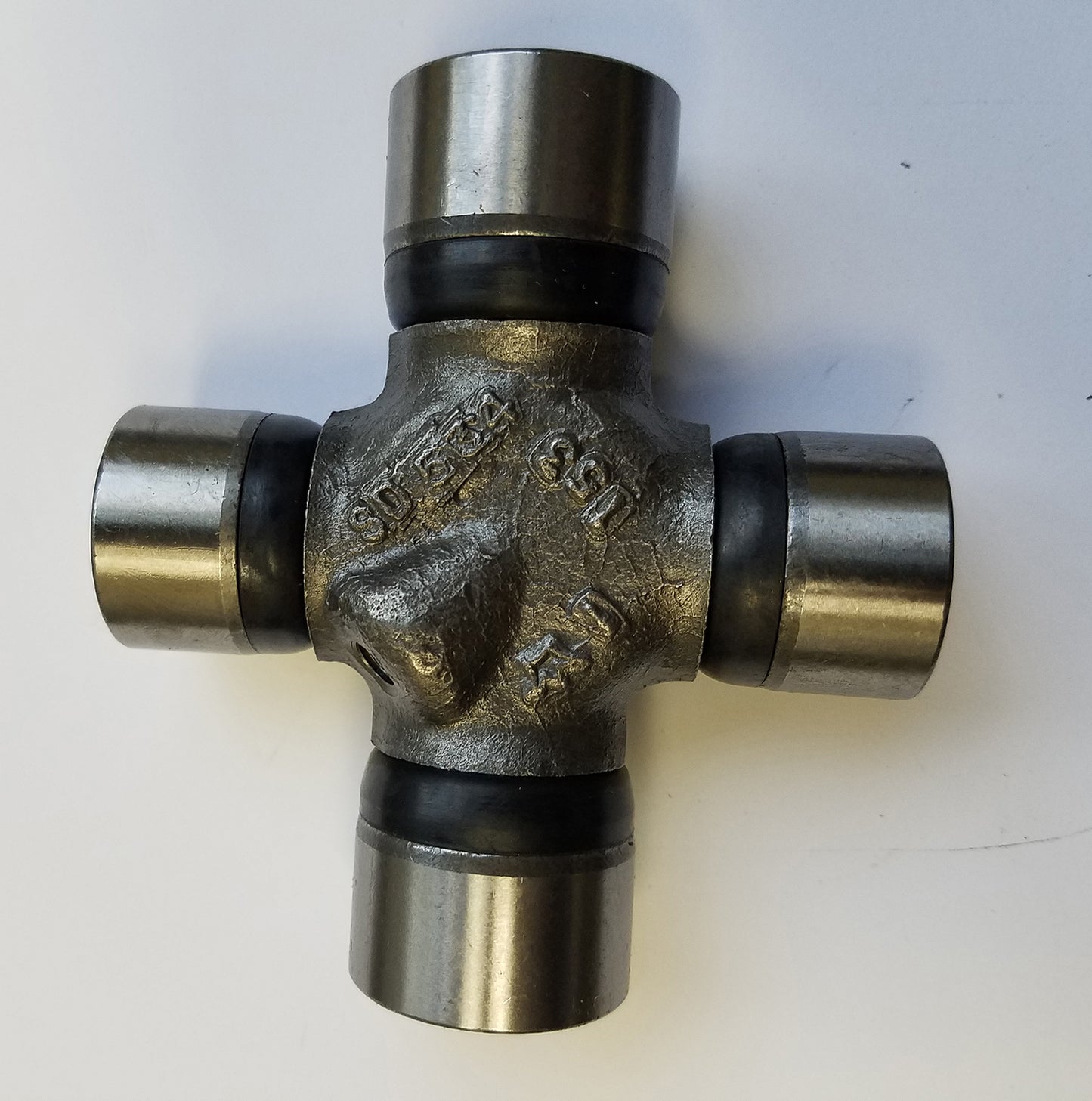 Combo 1310X1350 Series Grease Fitting U-Joint