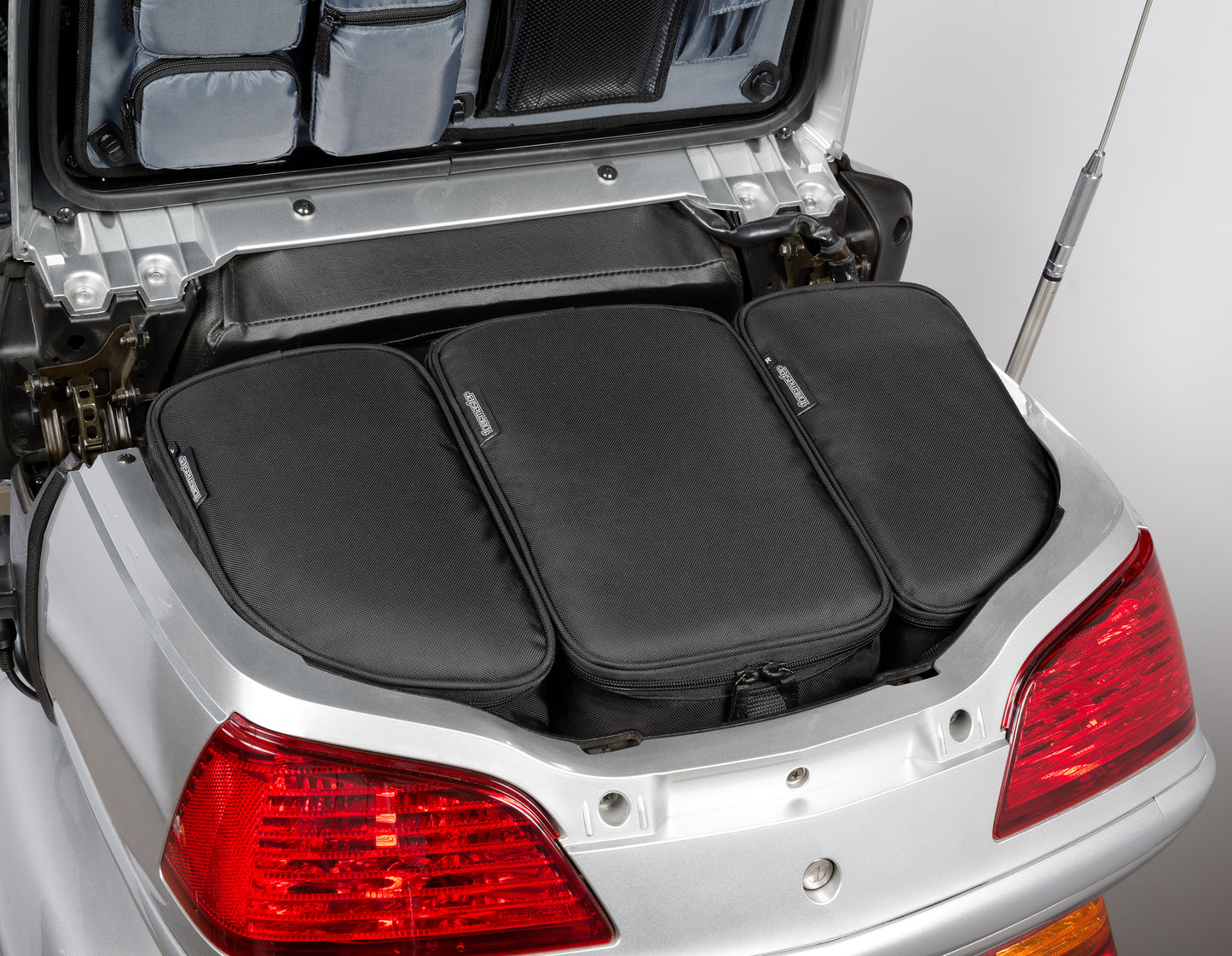 SELECT TRUNK LINERS