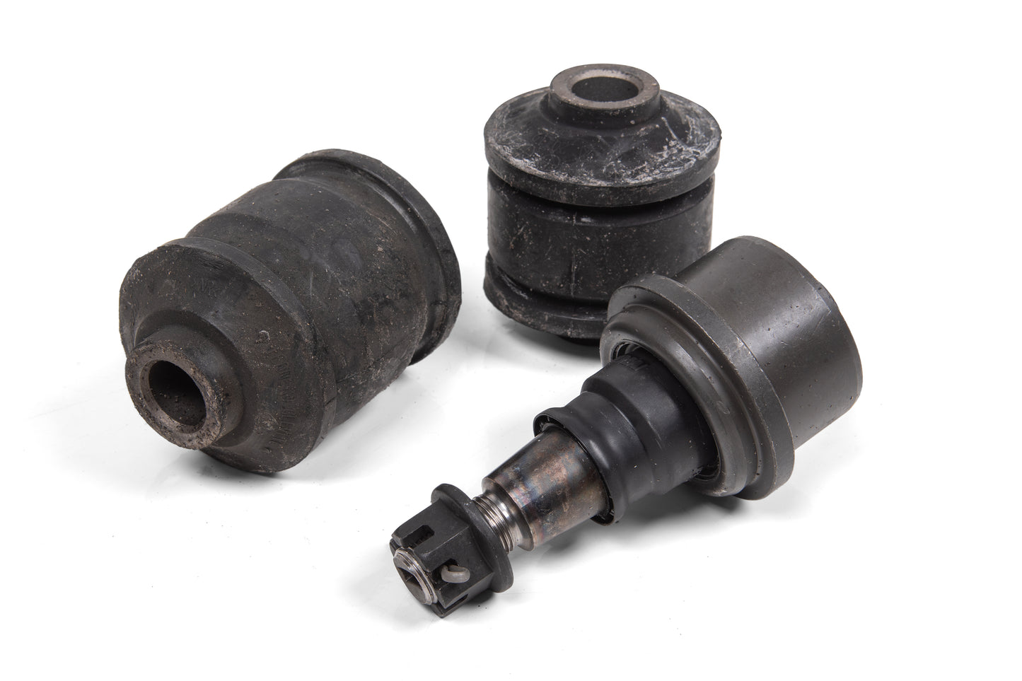 Service Kit: Ball Joint BDS LCA W/ Bushings GM 2500/3500HD 021251 021252