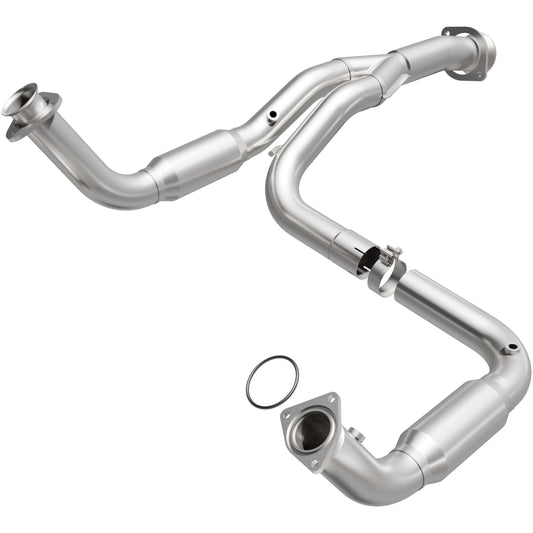 MagnaFlow 2008-2010 Chevrolet Silverado 2500 HD 6.0L | 2007-2010 Chevrolet Silverado 3500 HD 6.0L California Grade CARB Compliant Direct-Fit Catalytic Converter 4551644