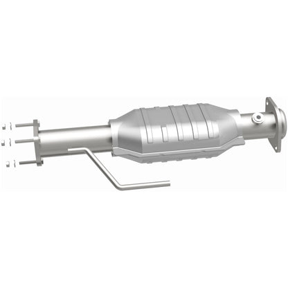 MagnaFlow 2000-2002 Jeep Wrangler 2.5L | 2000-2003 Jeep Wrangler 4.0L OEM Grade Federal / EPA Compliant Direct-Fit Catalytic Converter 49038