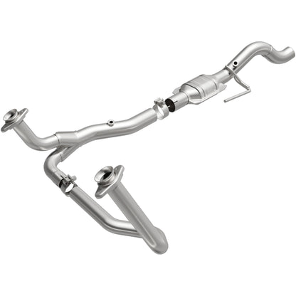 MagnaFlow 2000-2003 Dodge Dakota 5.9L | 2000-2003 Dodge Dakota 3.9L OEM Grade Federal / EPA Compliant Direct-Fit Catalytic Converter 49111