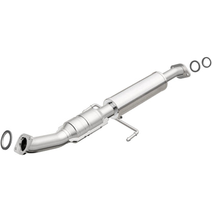 MagnaFlow 2008-2015 Scion XB 2.4L OEM Grade Federal / EPA Compliant Direct-Fit Catalytic Converter 49189