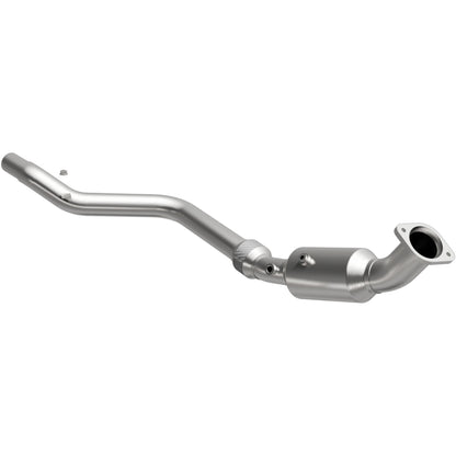 MagnaFlow OEM Grade Federal / EPA Compliant Direct-Fit Catalytic Converter 49240