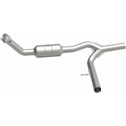 MagnaFlow 2004-2008 Ford F-150 4.6L OEM Grade Federal / EPA Compliant Direct-Fit Catalytic Converter 49410
