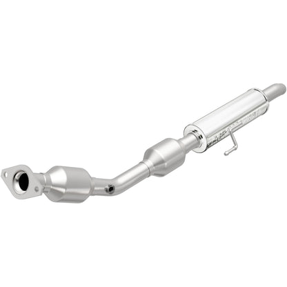 MagnaFlow 2007-2011 Toyota Yaris 1.5L OEM Grade Federal / EPA Compliant Semi-Direct Fit Catalytic Converter 49470