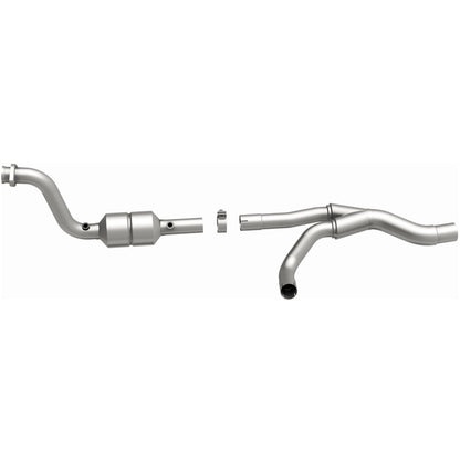 MagnaFlow 2004-2006 Dodge Durango 5.7L OEM Grade Federal / EPA Compliant Direct-Fit Catalytic Converter 49499