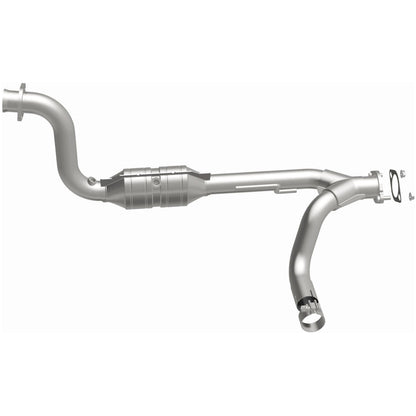 MagnaFlow 2007-2009 Chrysler Aspen 5.7L | 2007-2009 Dodge Durango 5.7L OEM Grade Federal / EPA Compliant Direct-Fit Catalytic Converter 49652