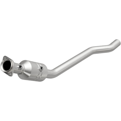 MagnaFlow 2011-2019 Dodge Durango 5.7L | 2011-2019 Jeep Grand Cherokee 5.7L OEM Grade Federal / EPA Compliant Direct-Fit Catalytic Converter 49739