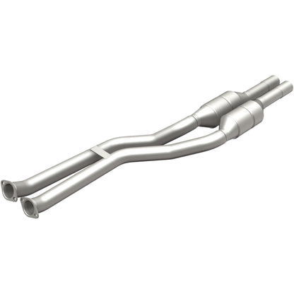 MagnaFlow 2003 BMW 325Ci 2.5L | 2003-2005 BMW 325i 2.5L OEM Grade Federal / EPA Compliant Direct-Fit Catalytic Converter 49760