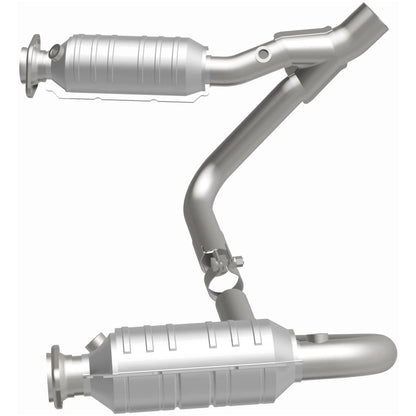 MagnaFlow OEM Grade Federal / EPA Compliant Direct-Fit Catalytic Converter 49832
