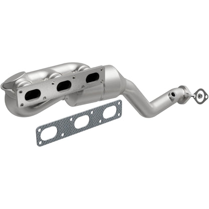 MagnaFlow 1999-2000 BMW 528i 2.8L HM Grade Federal / EPA Compliant Direct-Fit Manifold Catalytic Converter 50465