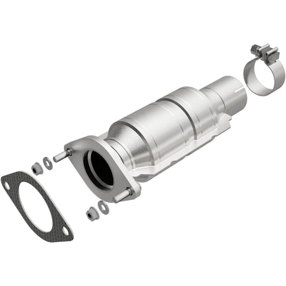 MagnaFlow 2011-2012 Chevrolet Malibu 2.4L California Grade CARB Compliant Direct-Fit Catalytic Converter 557229