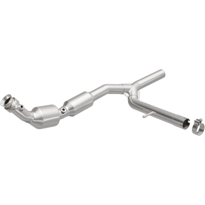 MagnaFlow 2004 Ford F-150 5.4L California Grade CARB Compliant Direct-Fit Catalytic Converter 5582706