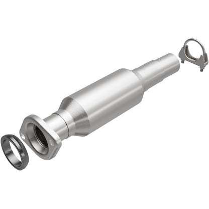 MagnaFlow 2004-2006 Toyota Sienna 3.3L California Grade CARB Compliant Direct-Fit Catalytic Converter 5592030