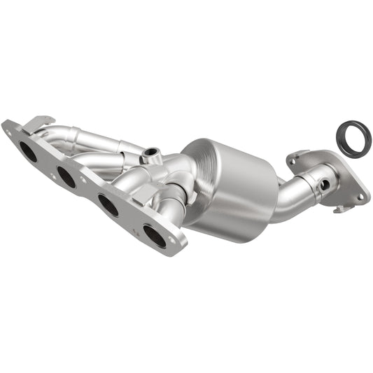 MagnaFlow 2012-2016 Toyota Prius C 1.5L California Grade CARB Compliant Direct-Fit Manifold Catalytic Converter 5631441