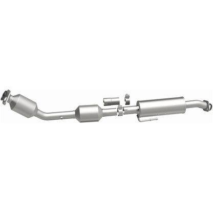 MagnaFlow 2018-2021 Toyota C-HR 2.0L California Grade CARB Compliant Direct-Fit Catalytic Converter 6511112