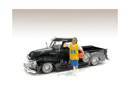 "Lowriderz" Figurine III for 1/24 Scale Models by American Diorama  free shipping USA
