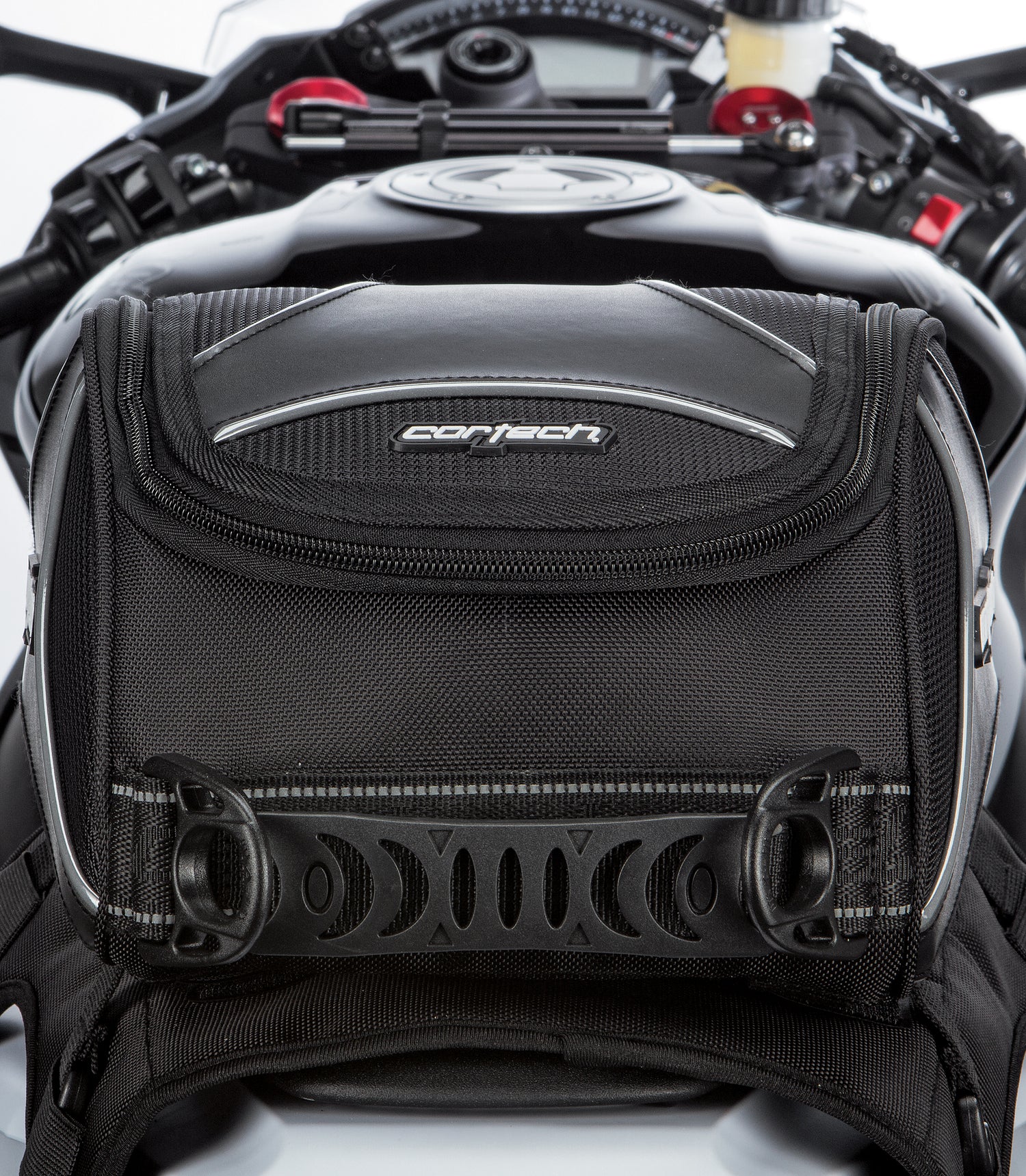 SUPER 2.0 24L TAILBAG BLACK