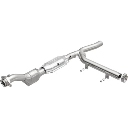 MagnaFlow HM Grade Federal / EPA Compliant Direct-Fit Catalytic Converter 93323