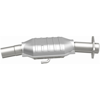 MagnaFlow Standard Grade Federal / EPA Compliant Direct-Fit Catalytic Converter 93418