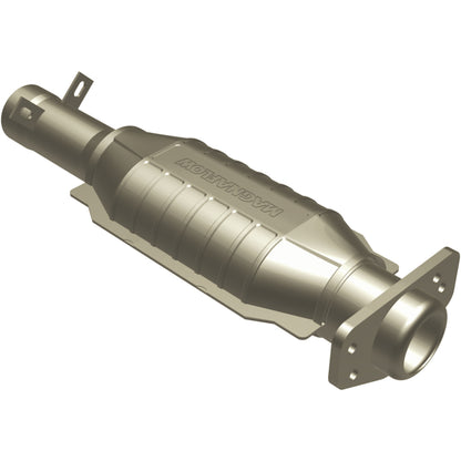 MagnaFlow Standard Grade Federal / EPA Compliant Direct-Fit Catalytic Converter 93486