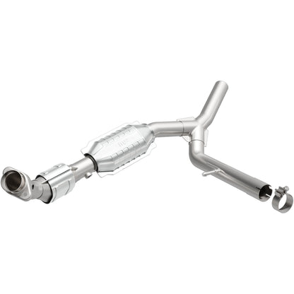 MagnaFlow 2004-2008 Ford F-150 5.4L | 2006-2008 Lincoln Mark LT 5.4L HM Grade Federal / EPA Compliant Direct-Fit Catalytic Converter 93665