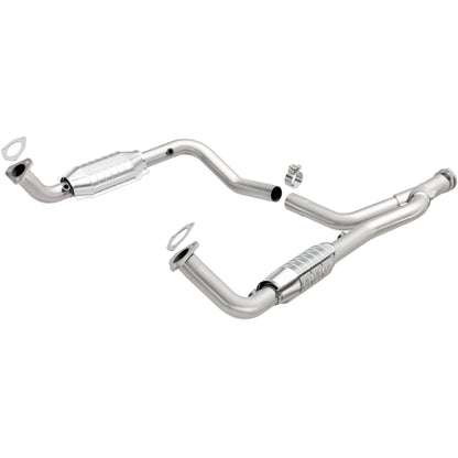 MagnaFlow 1996-2002 Land Rover Range Rover HSE 4.6L | 1996-2000 Land Rover Range Rover 4.0L HM Grade Federal / EPA Compliant Direct-Fit Catalytic Converter 93694