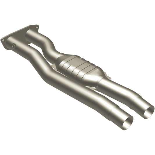 MagnaFlow HM Grade Federal / EPA Compliant Direct-Fit Catalytic Converter 95471