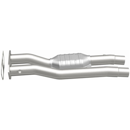 MagnaFlow HM Grade Federal / EPA Compliant Direct-Fit Catalytic Converter 95471