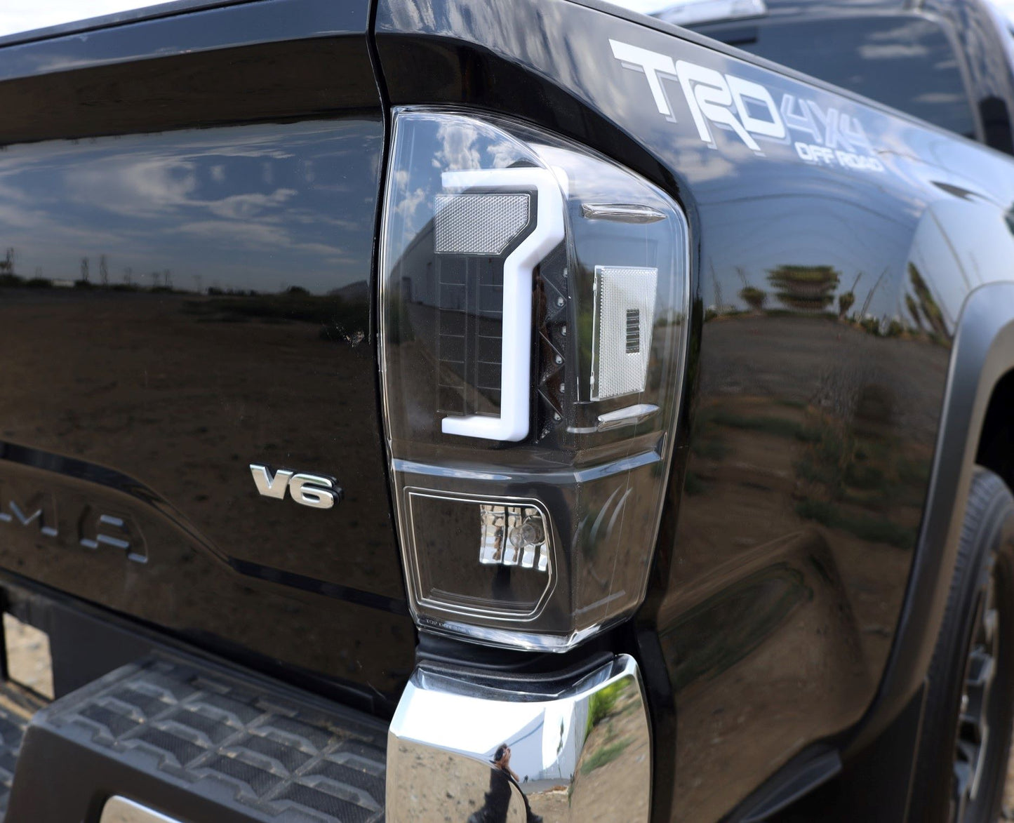 Winjet TAIL LIGHTS