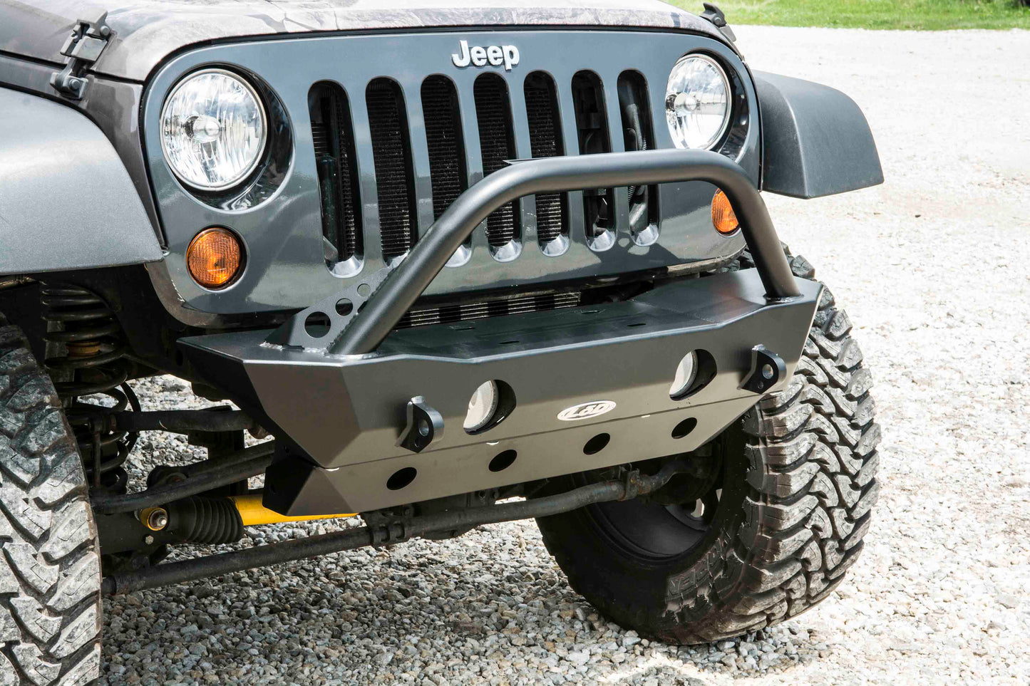 JK Destroyer Shorty Front Bumper W/ Bull Bar