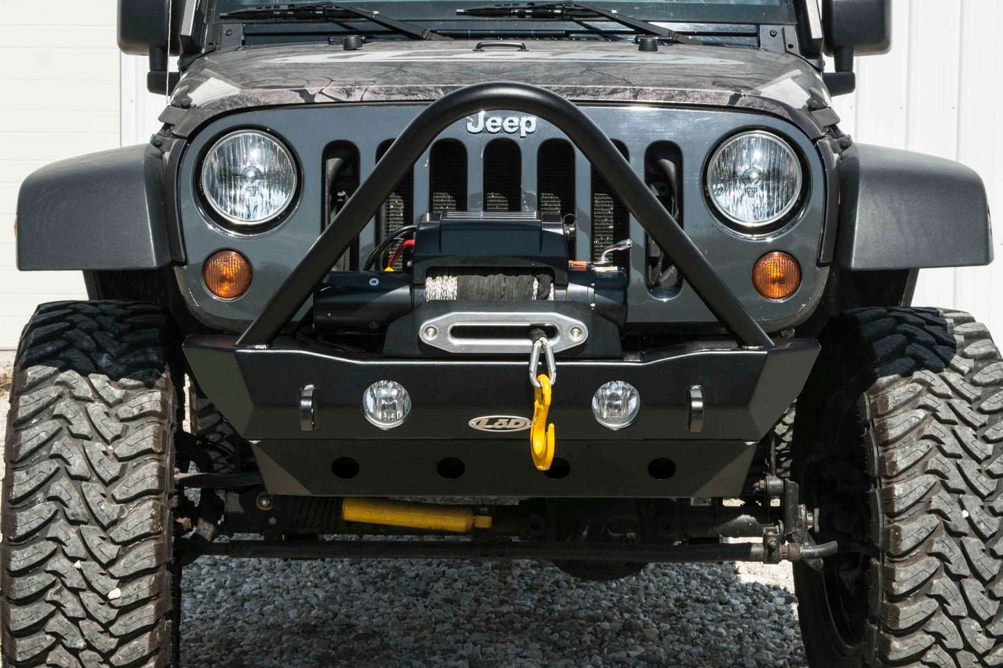 JK Signature Series Shorty Front Bumper W/ Bull Bar