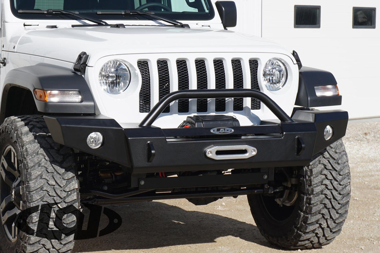 JL/JT Signature Series Full Width Front Bumper W/ Bull Bar