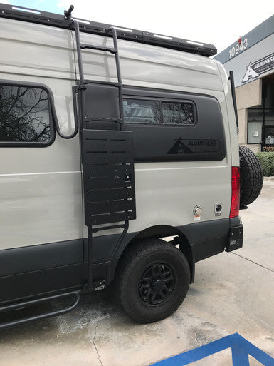 Ladder Frontloader - Universal
