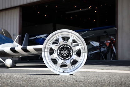 ICON Alloys Nuevo Silver Machined 17 X 8.5 / 6 X 5.5 0mm Offset 4.75" BS
