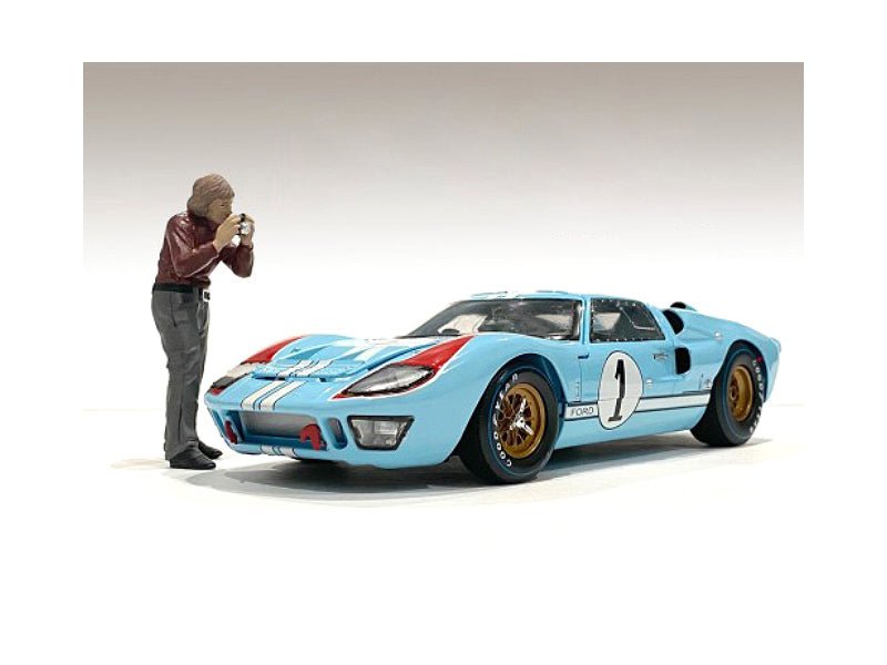 "Race Day 1" Figurine II for 1/24 Scale Models by American Diorama  free shipping USA