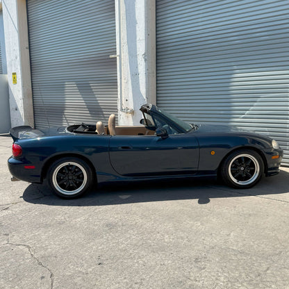 1998 Mazda Roadster NB8C VS Hardtop Edition