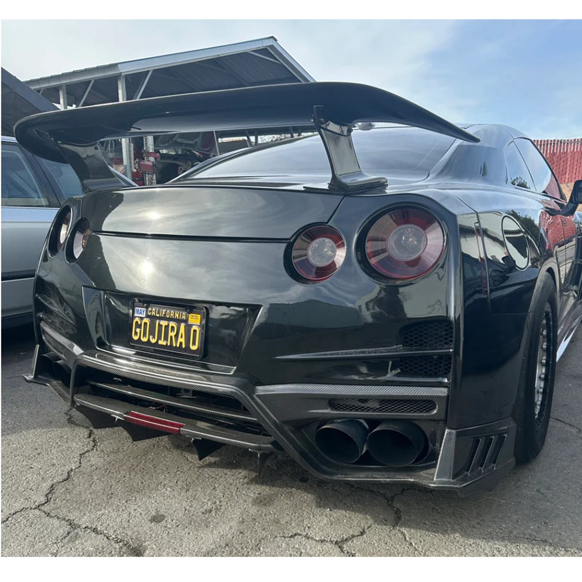 Carbon Fiber Front Grille Trim Cover for Nissan GT R R35